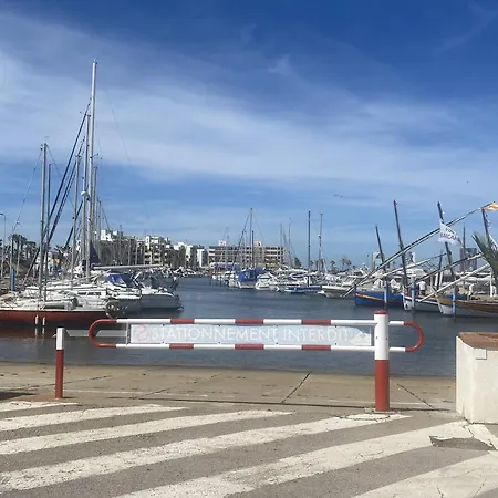 Grand T2 Proche Et Commerces, Parking Prive - Fr-1-782-36